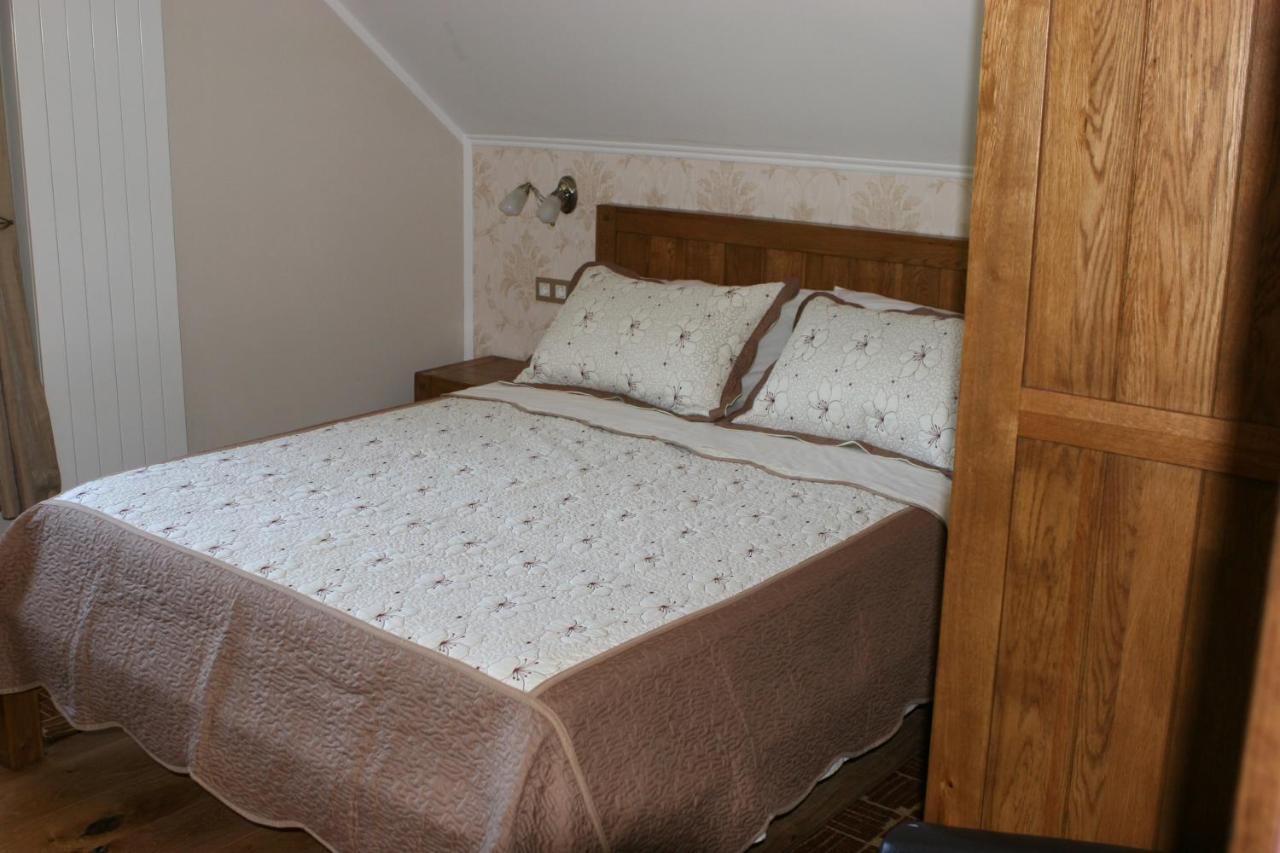Bed and Breakfast Millenium House 1 Езерца Экстерьер фото