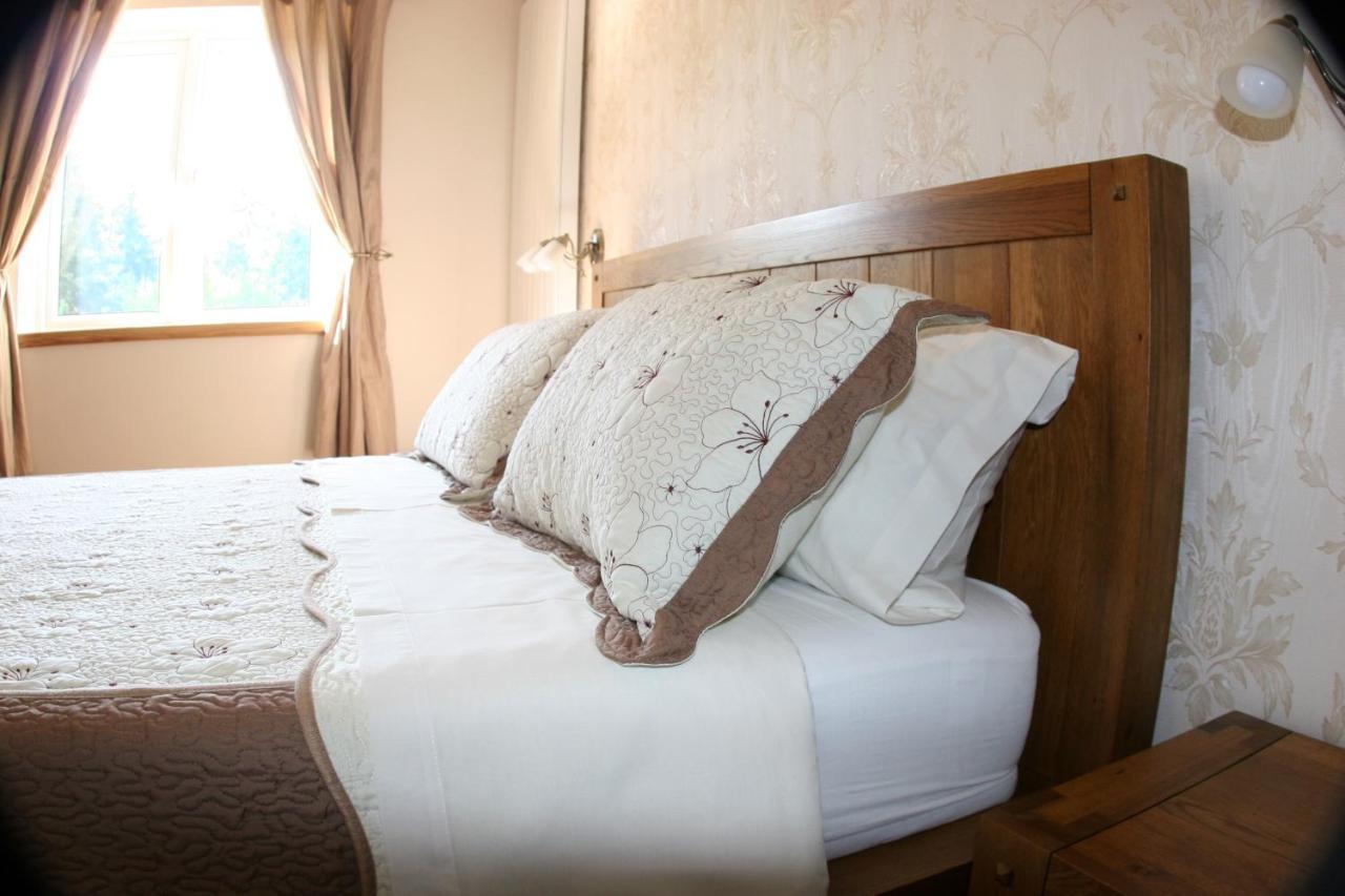 Bed and Breakfast Millenium House 1 Езерца Экстерьер фото